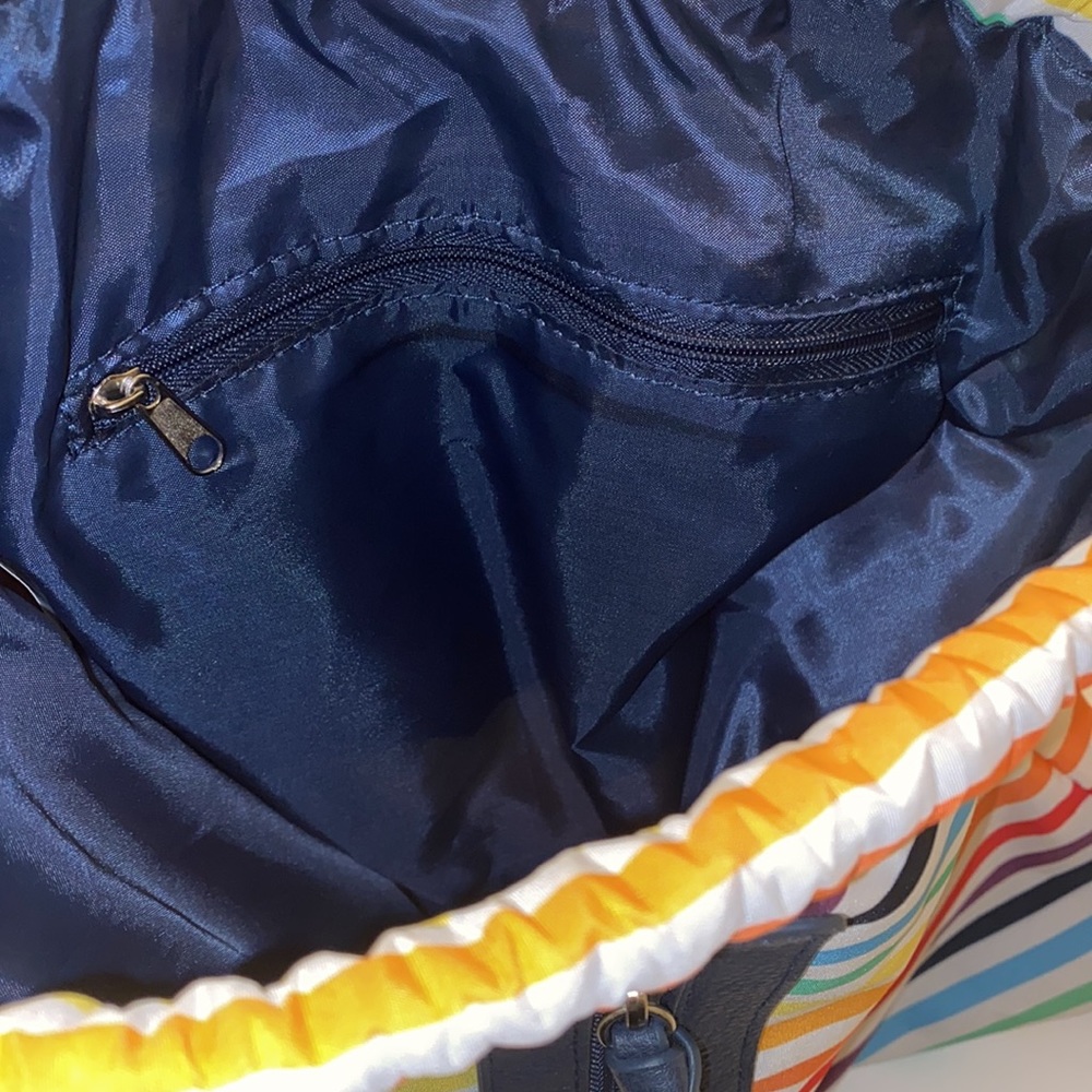 Drawstring backpack 🌈 🌻🌞 - Picture 8 of 16